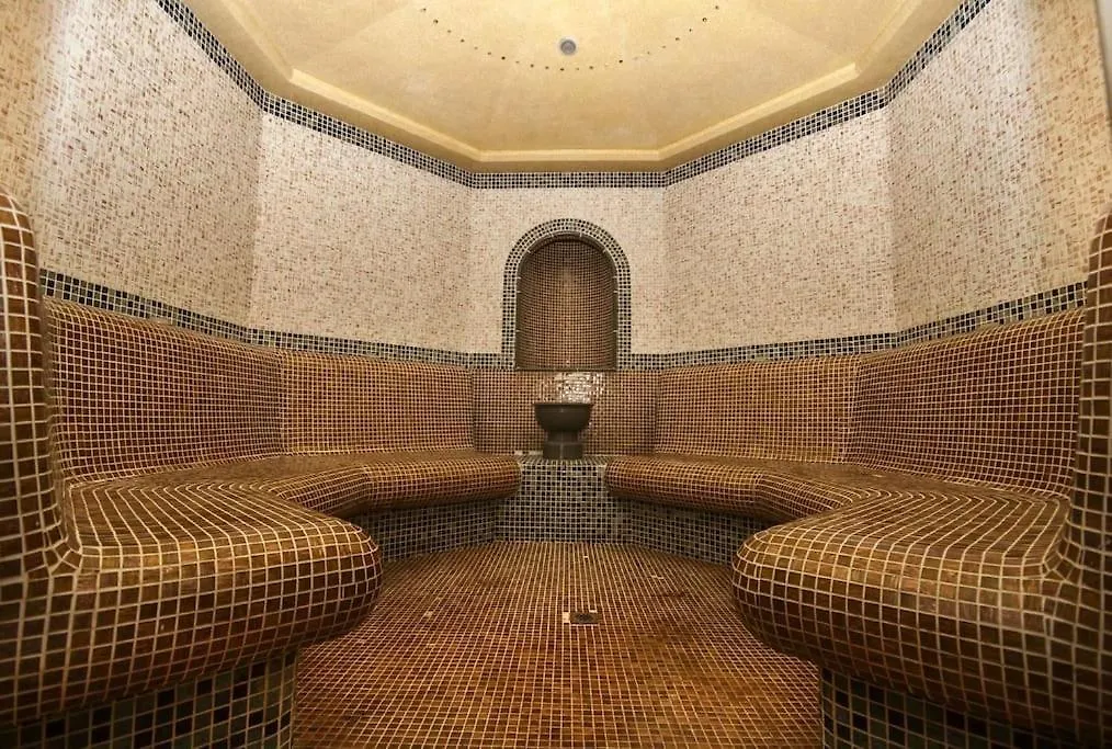 Luxury Penthouse With A Lavish Spa And 2 En-Suite Bedrooms 班斯科 0*,  保加利亚