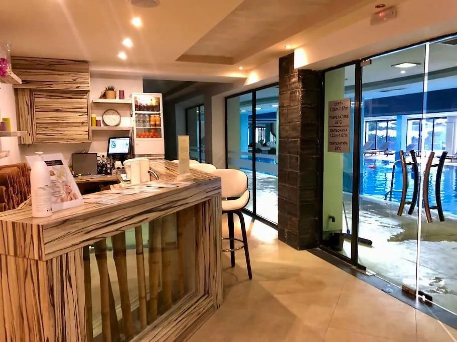 Luxury Penthouse With A Lavish Spa And 2 En-Suite Bedrooms 班斯科 0*,  保加利亚