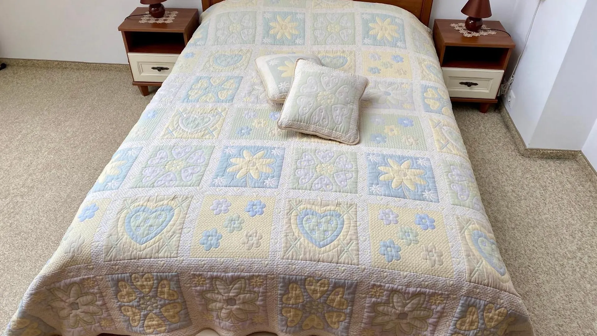 Luxury Penthouse With A Lavish Spa And 2 En-Suite Bedrooms 班斯科